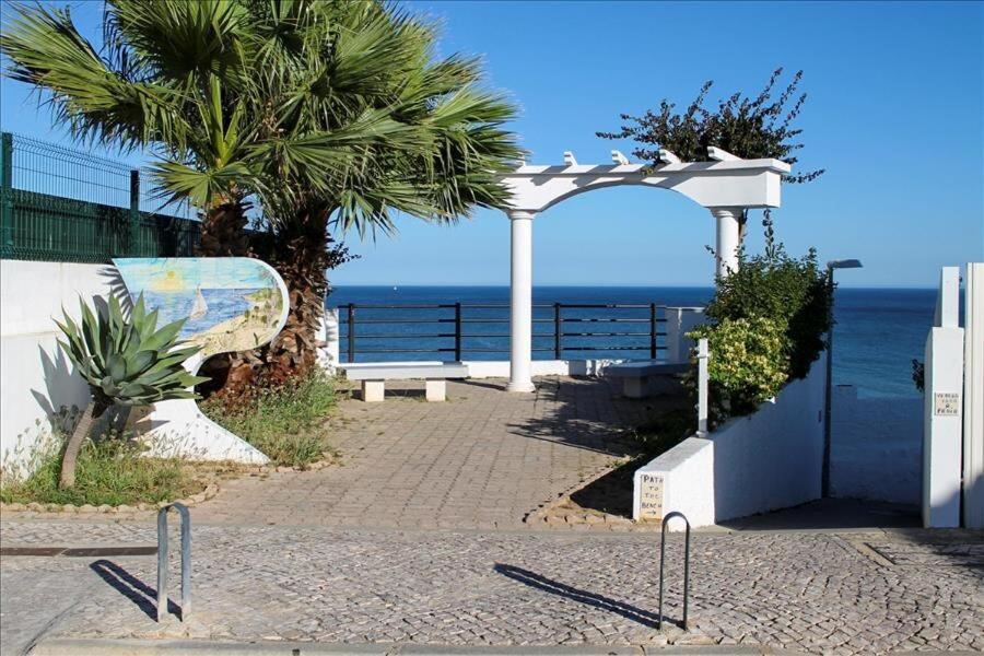 Varandas Do Mar Apartamento T2R Frente Mar Olhos De Gua Albufeira Olhos de Agua  Exterior foto